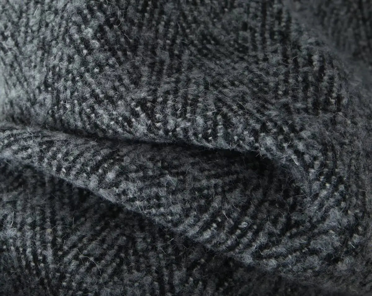 MADISYNRAE | KLASSIEKE WOLMENGSEL JAS